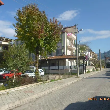Hotel Cicek &