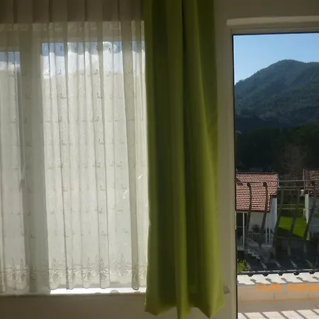 Hotel Cicek &