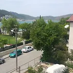 Ξενοδοχείο Cicek & 2*