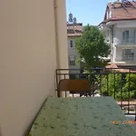 Cicek & Ξενοδοχείο 2*
