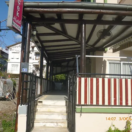 Cicek Hotel&apartments Hotel 2*