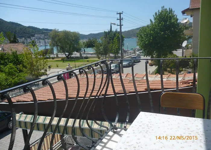 Hotel Cicek & 2*